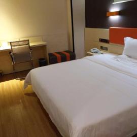 7Days Premium Shenzhen Songgang Yanchuan Branch, hotell i Shenzhen