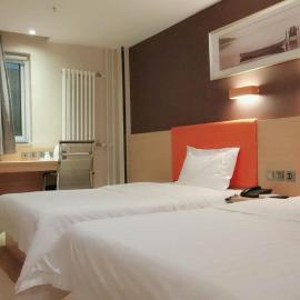 7Days Premium Qingdao Xianggang Middle Road Zhiqun Road Subway Station Branch, hotel in Qingdao