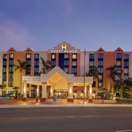 Hyatt Place Ontario/Rancho Cucamonga, hotelli kohteessa Ontario