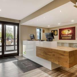 Travelodge by Wyndham North Charleston, hotel in Charleston