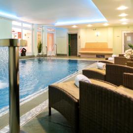 Hotel & Restaurant Villa Ulmenhof، فندق في بريدشتيت