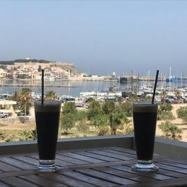 Apartment on the Beach with View, hotel sa Rethymno Town