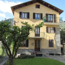 Tra le Vette, hotel in Caspoggio