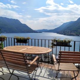 Panorama Lake Como Apartment, hotel v mestu Pognana Lario