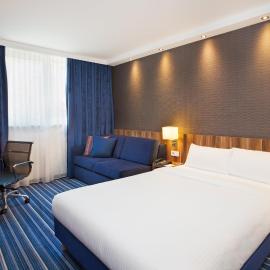 Holiday Inn Express Augsburg by IHG, hotel i Augsburg