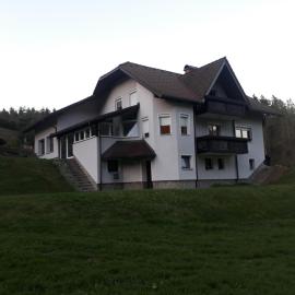 Libeliče में, होटल Apartma Juteršek