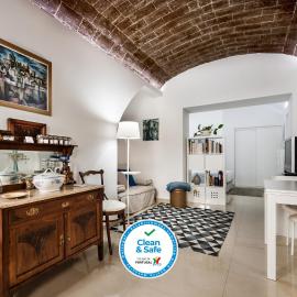 LUX - Ebora Home - free GARAGE - Centro Histórico, hotel di Évora