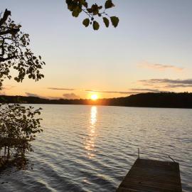 Ferienhaus Reetdach 1300qm Privatgrundstück Bootssteg Sauna Templin Lübbesee Uckermark Erholung pur Seenplatte