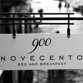 900 Bed and Breakfast, хотел в Нола