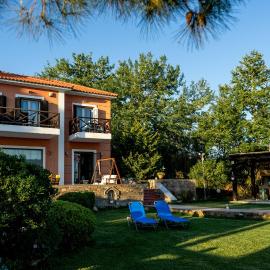 AR apartment, hotel em Platanidia