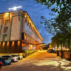 Grand Tjokro Hotel Balikpapan, מלון בבאליקפאפאן