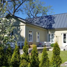 Kuressaare Family and Garden Apartments