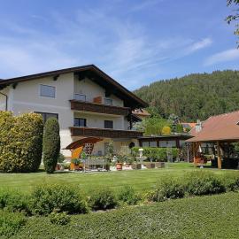Ferienwohnungen Oranhof