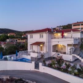 Apartment Villa Octopus, ξενοδοχείο σε Vinisce