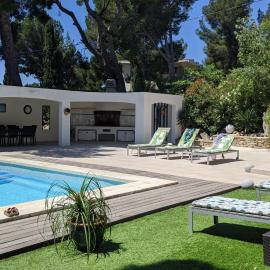 Villa Serena - Piscine, Tennis sur place, hotel in La Ciotat