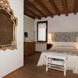 Ai Tigli, hotel in Castel dʼArio