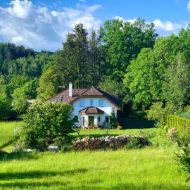 Apartmány v ráji (Českém), Hotel in Blata
