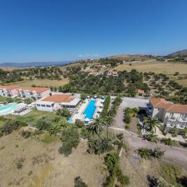 Eriphilly Studios & Apartments, hotelli kohteessa Míthymna