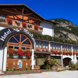 Hotel & Residence Montana, hotel a Fai della Paganella