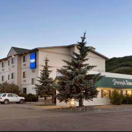 Travelodge by Wyndham Yampa, hotell i Yampa