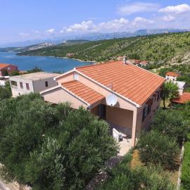 Holiday Home Mia by Interhome