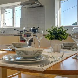 Didcot- Private Flat with Garden & Parking 03