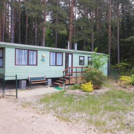 Beautiful holiday home near the pine forest, hotel di Skulte