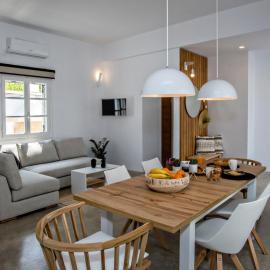 family home, hotel a Kalloni Tinou