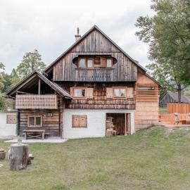 Holiday House Franc, hotel in Srednja Vas v Bohinju
