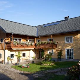 Schmiedbauergut Elixhausen, Mitten in der Natur, hotel in Elixhausen