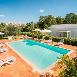 Case Vacanze Pietre Rosse -ALBA, hotel sa Montevago