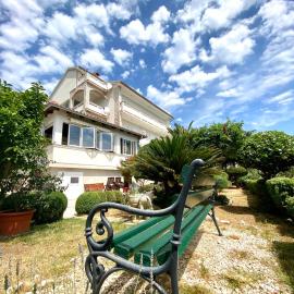 Guesthouse Kurelic Rab, hotel in Kampor