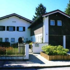 Ferienwohnungen Sernatinger, hotel in Bad Reichenhall