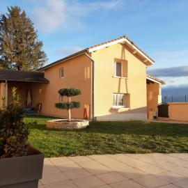 LE GERLE, Hotel in Mercurol