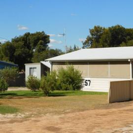 Cottage 57 - Topspot Cottages, hotel di Jurien Bay