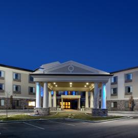 Holiday Inn Express Airport East by IHG, hotel u gradu Solt Lejk Siti