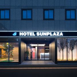 Hotel Sunplaza, hotel sa Osaka