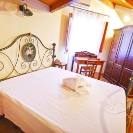 -- DeAjala B&B de Charme by Le Dimore del Borgo -- Antica e affascinante dimora nel cuore di Laconi - Colazione dei Centenari - Degustazioni - Natura Storia Spiritualità e tradizioni della Sardegna interna - Ambienti climatizzati -, hotel a Làconi