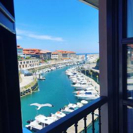 Las Rocas, hotel di Llanes