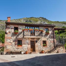 Apartamentos Rurales El Tio Pablo Picos de Europa Tresviso