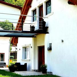 Twins Apartments Sovata, hotel en Sovata