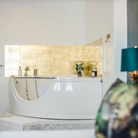 Les Précieuses Suites & Spa I, hotel u Avignonu