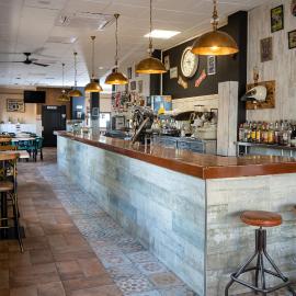 Hostal El Trillero, מלון באלקאניז
