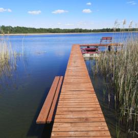 Agroturystyka nad Jeziorem Orłowskim, hotel em Wielgie