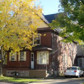 Great Gorge Guesthouse - Walk to the Falls, the Casino and all Downtown Restaurants - Across from the Aquarium, hotel v destinaci Niagara Falls