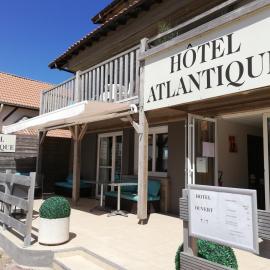 Hotel Atlantique, hotel v destinaci Mimizan-Plage