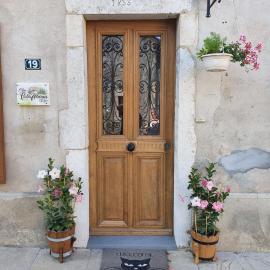 Aux Portes Du Marais, hotell i Ceyzérieu