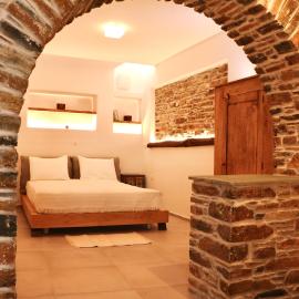 Kounelia Luxury Apartments, hotell sihtkohas Kýthnos