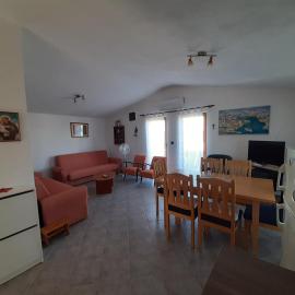 Apartments Mira, hotel Tkonban