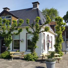 Herberg Boswijck, B&B, מלון בWijckel